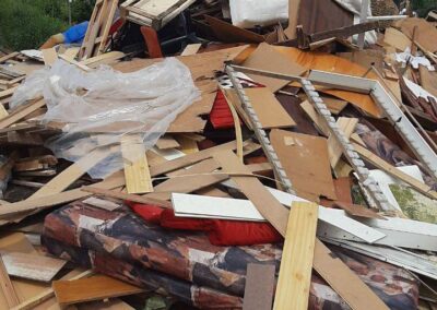 odbiór starych mebli w Warszawie