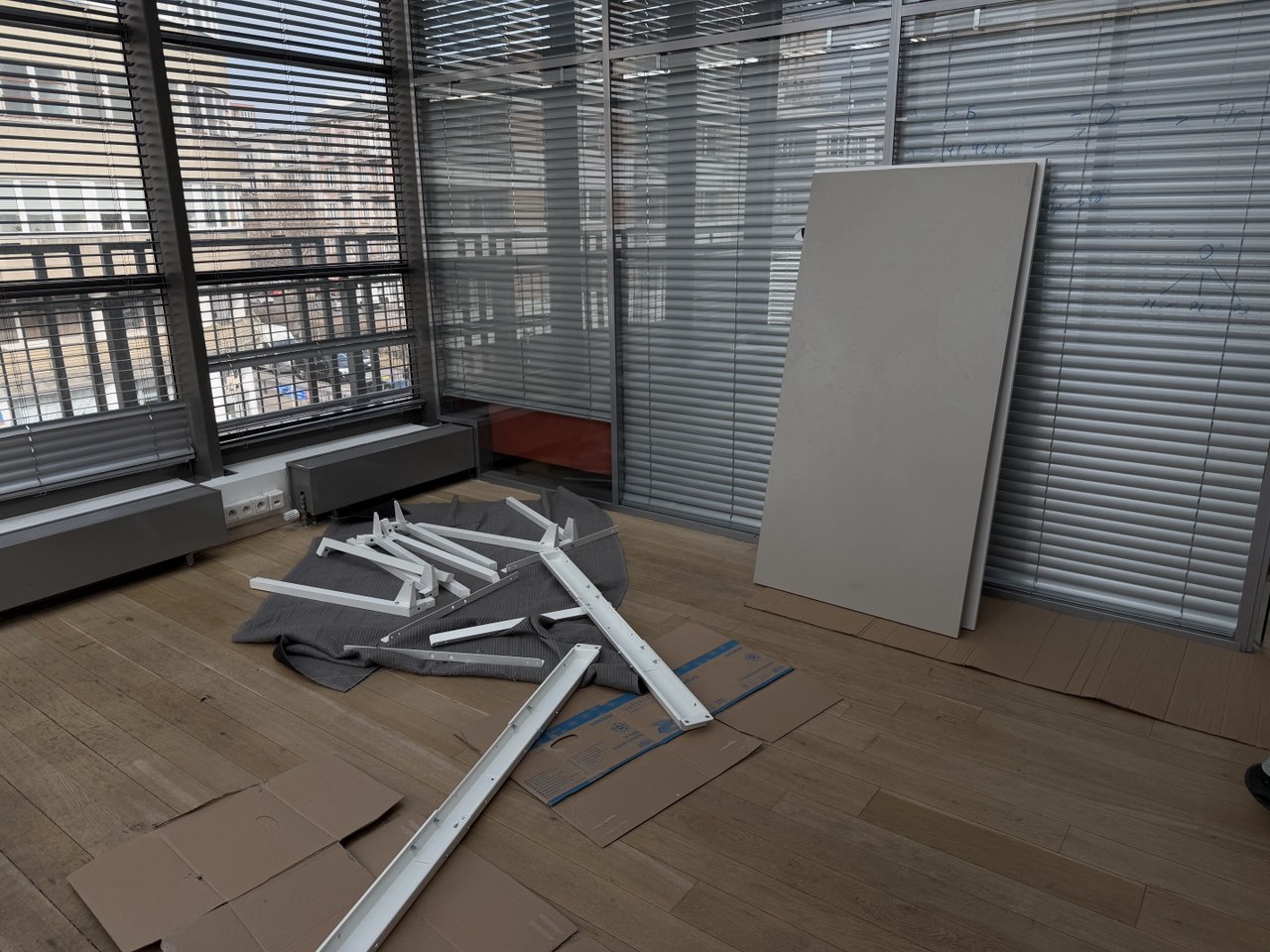 utylizacja mebli biurowych w warszawie